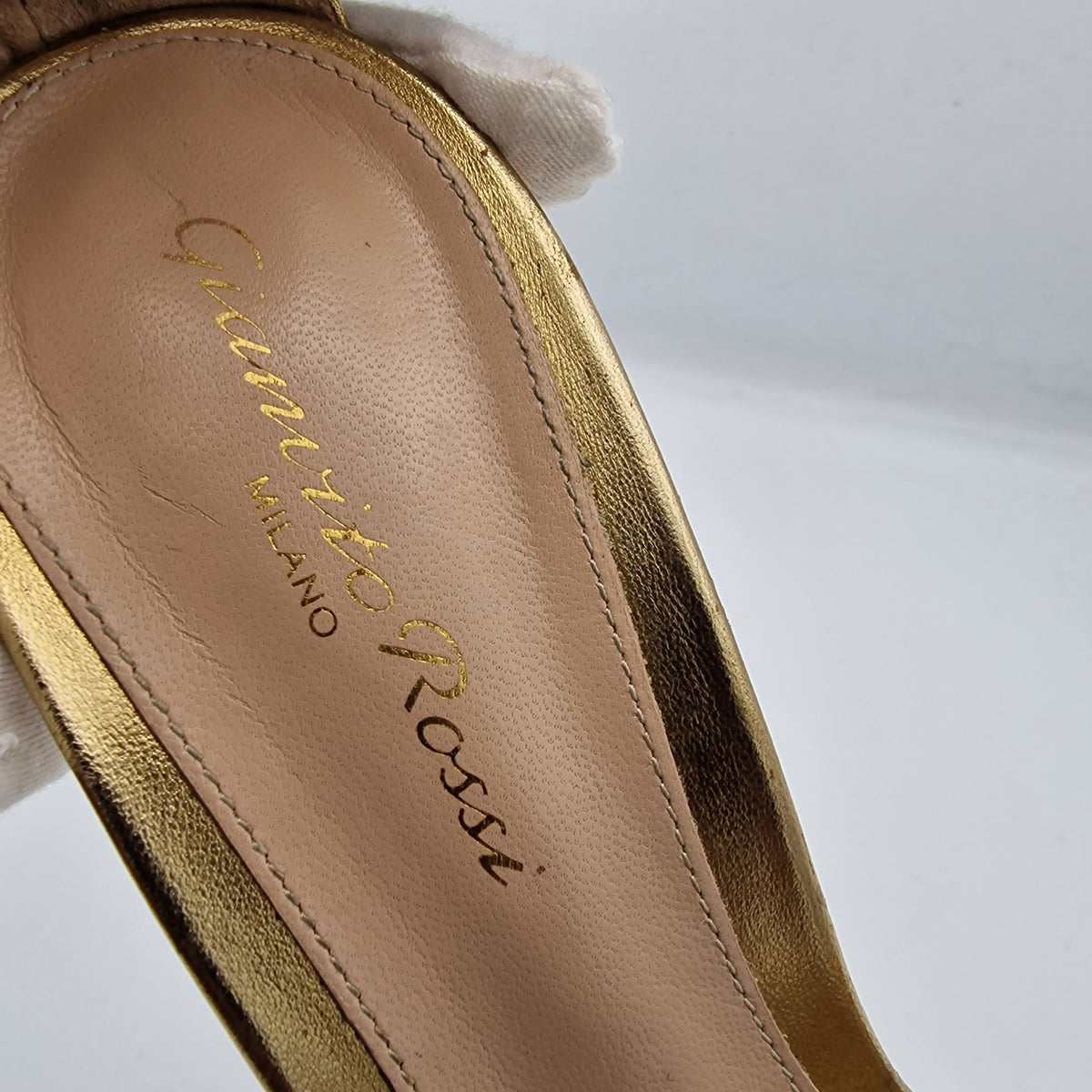 Gianvito Rossi Bijoux Gold Leather 105 Sandals EU size 39.5