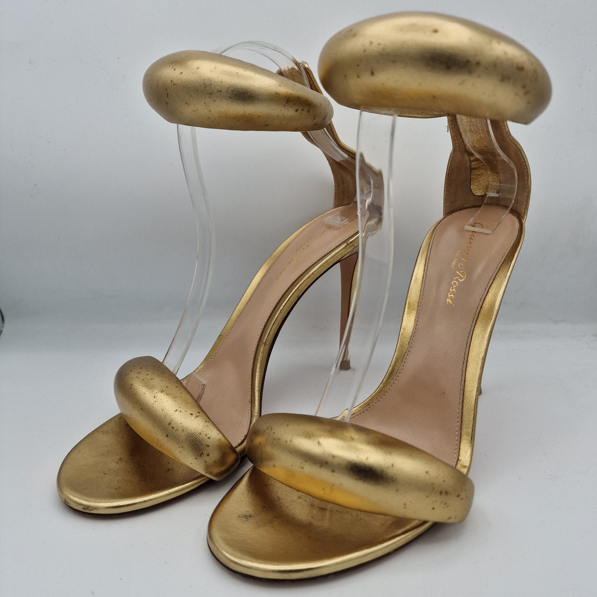 Gianvito Rossi Bijoux Gold Leather 105 Sandals EU size 39.5